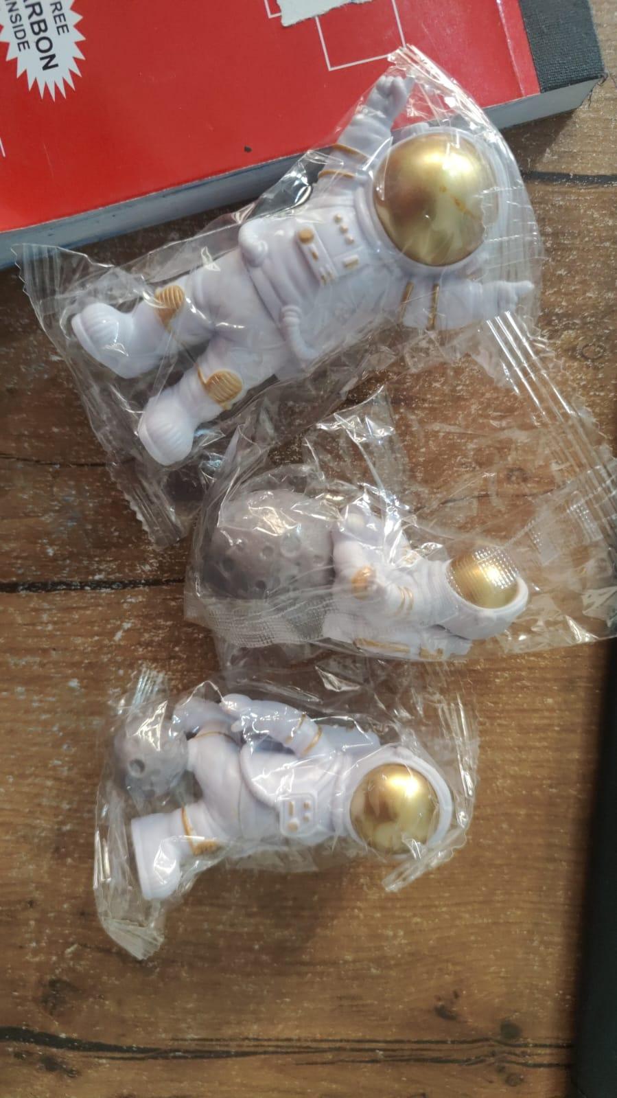 Astronaut Spaceman Statue Set of 3